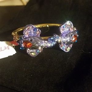 New Betsey Johnson bangle rhinestone elephant brac